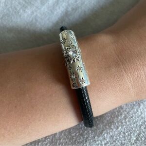 Brighton Woodstock leather and silver bracket